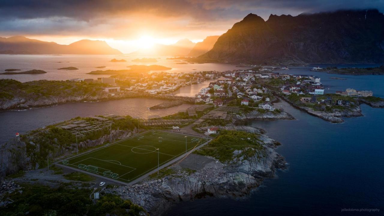 Villa Bryggekanten - By Classic Norway Hotels Henningsvaer Exterior photo