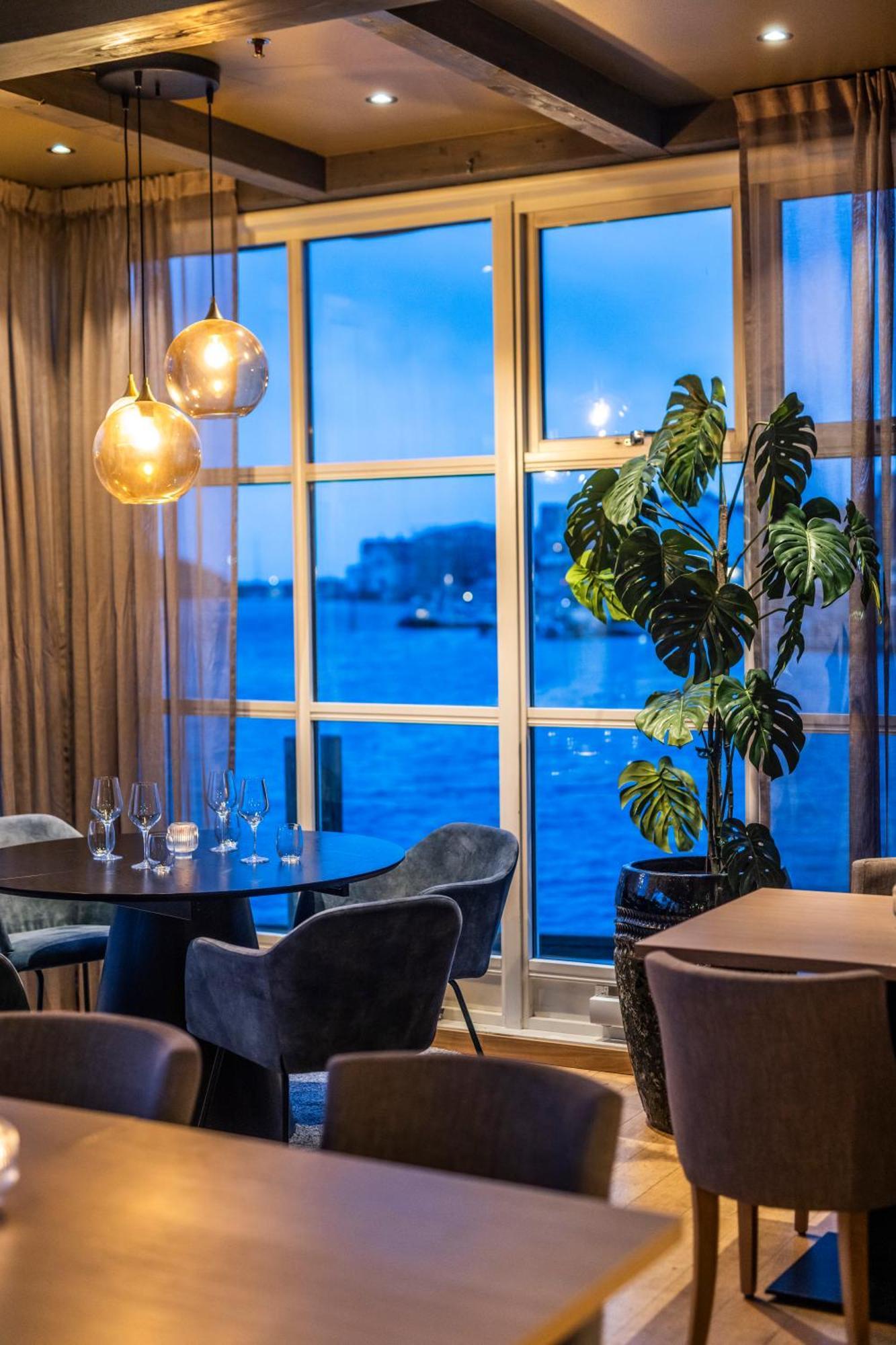 Villa Bryggekanten - By Classic Norway Hotels Henningsvaer Exterior photo